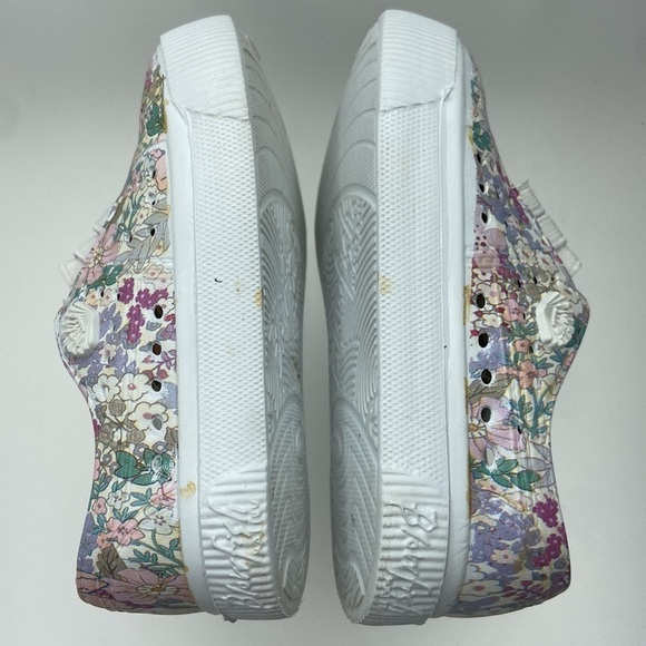 Blowfish Malibu Girls Floral Perforated Slip On Water Sneakers Toddler Size 5T - Picture 7 of 12
